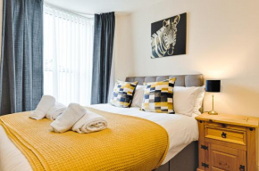 King Eddie's Place -TV in Every Bedroom!